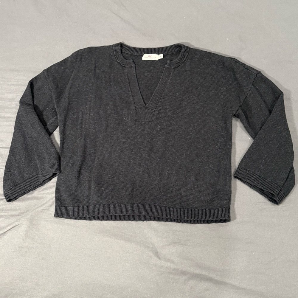 Vineyard Vines Charcoal Gray V-Neck Knit Sweater | Size M